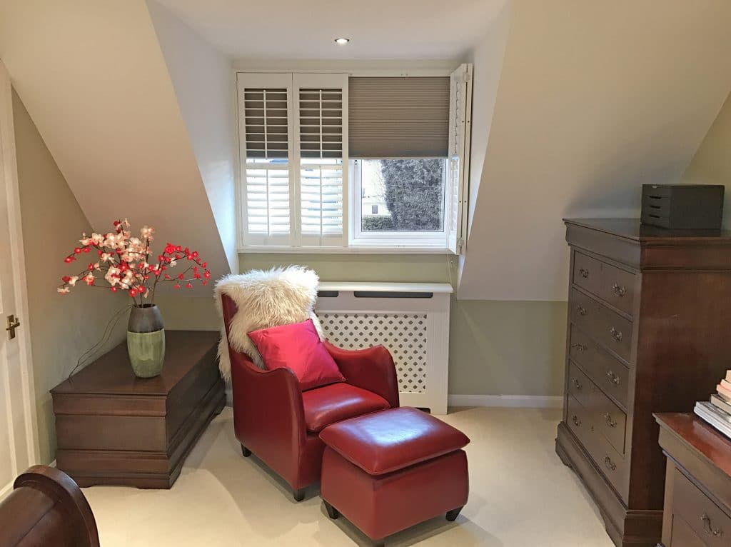Shutters for lounge